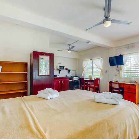 Willow 2 At Island Cabanas Gold Standard Certified Caye Caulker Zewnętrze zdjęcie